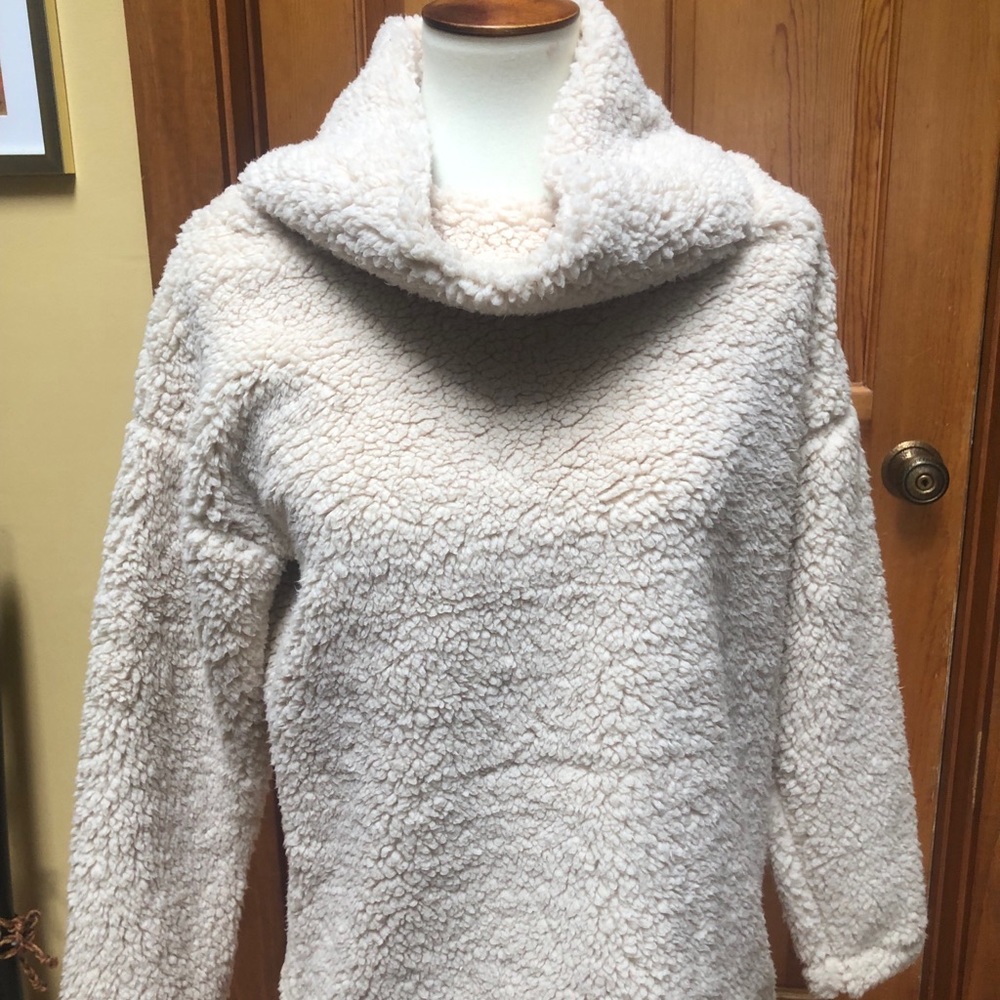 NWT -Fleece cowl neck top